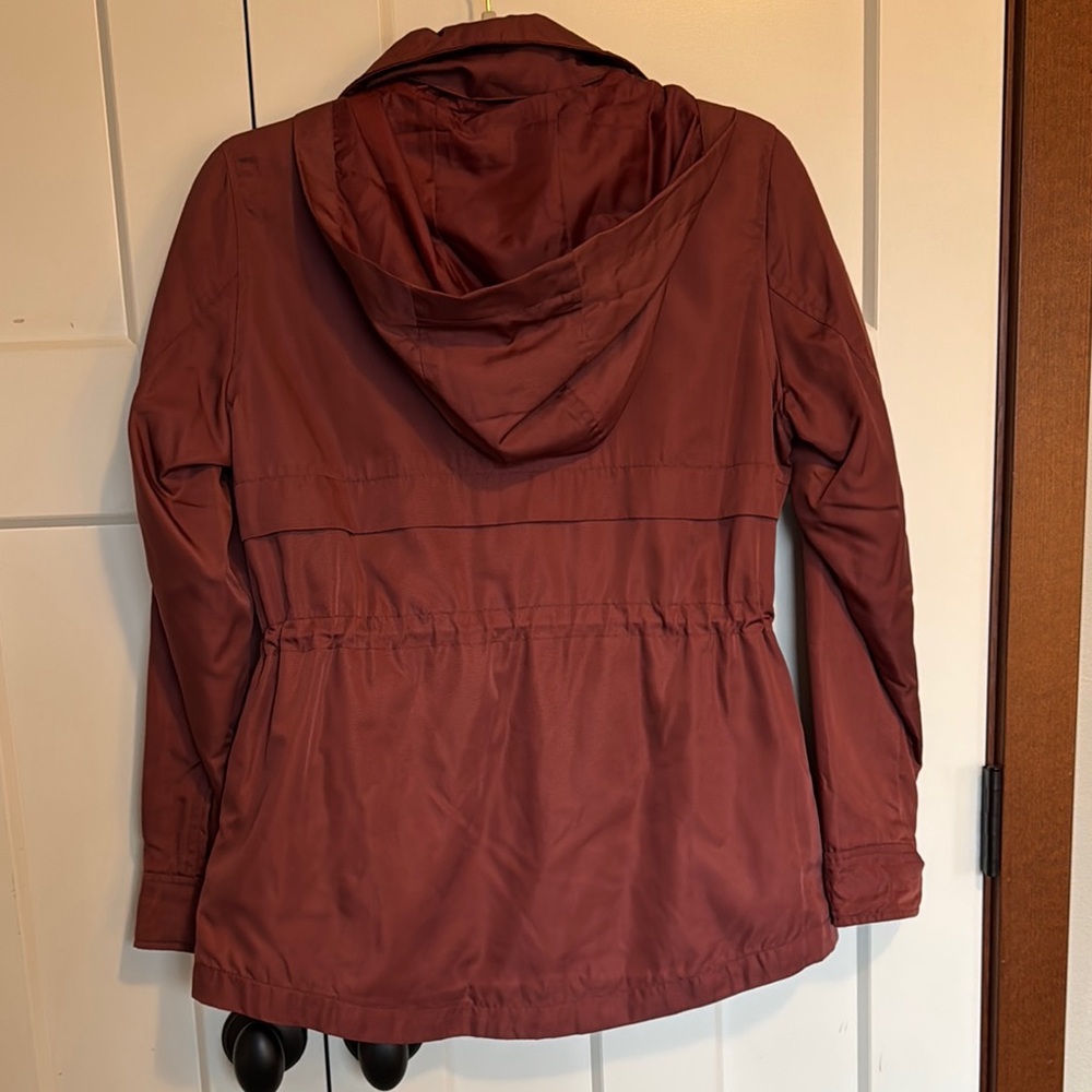 Universal Thread Lightweight Water Resistant Jack… - image 5